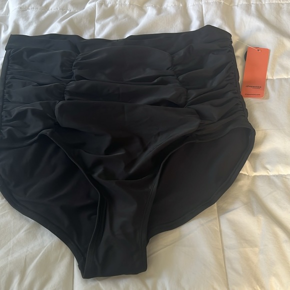 NWT Black Halter Bikini Set - Picture 7 of 10